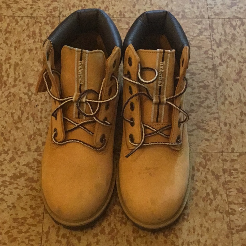 WHEAT TIMBERLAND BOOTS